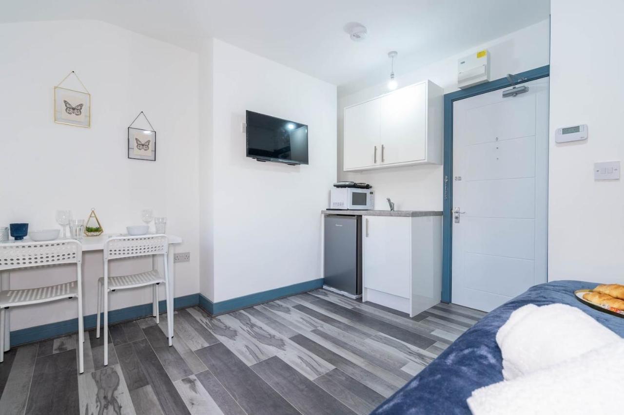 Cosy Urban Studio Oasis, Moments From Attractions Apartamento Birmingham Exterior foto